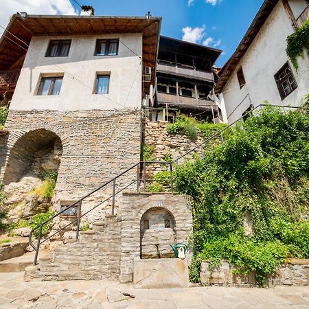 Iatrus Guest Apartment & Sauna فيليكو ترنوفو المظهر الخارجي الصورة