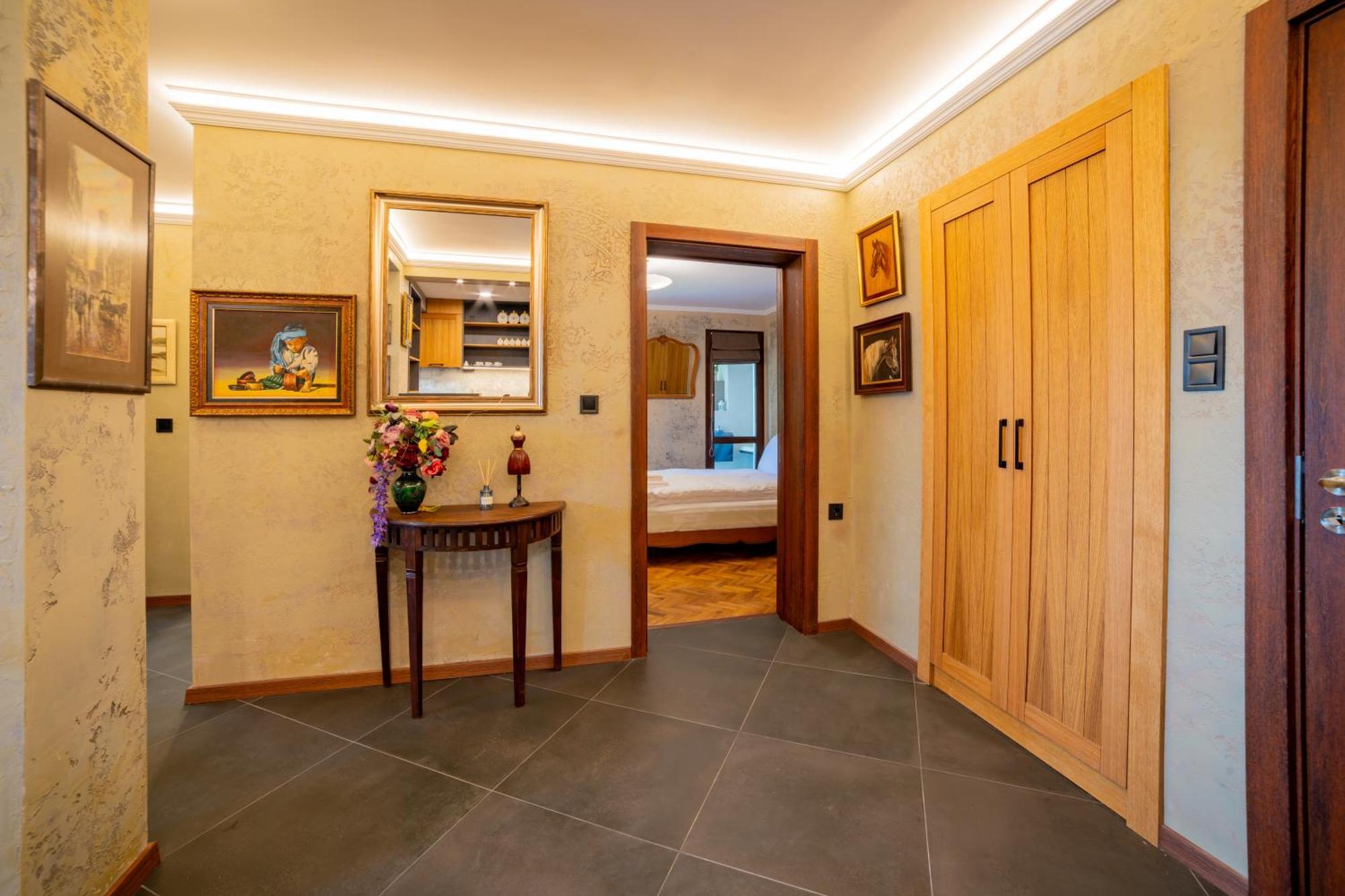Iatrus Guest Apartment & Sauna فيليكو ترنوفو المظهر الخارجي الصورة